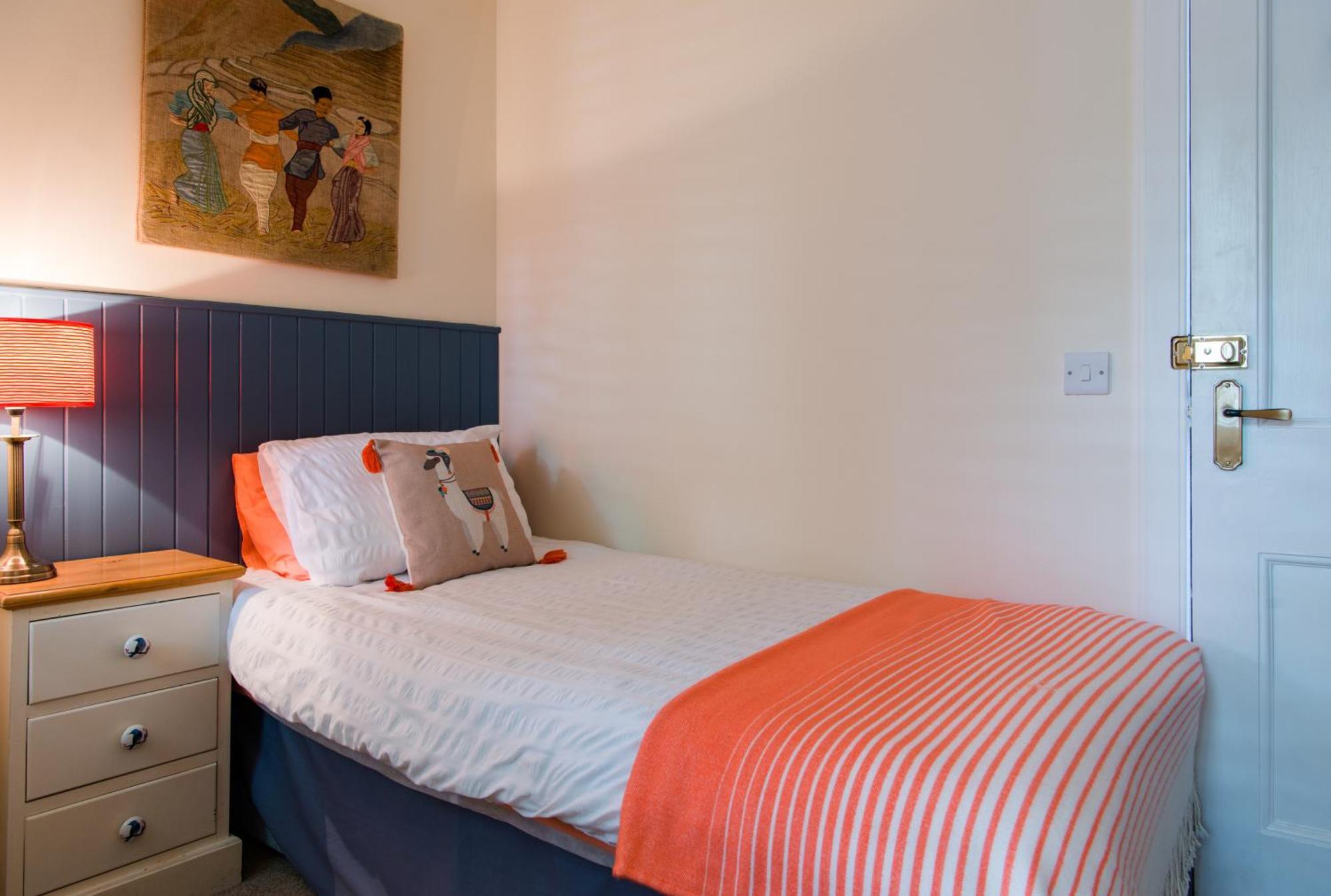 דאנקלד The Merryburn - Rooms And Courtyard Studios מראה חיצוני תמונה